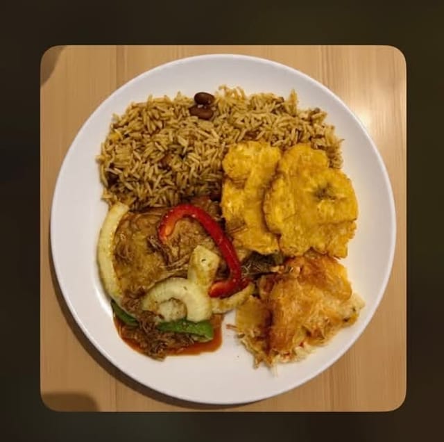 Chicken Lunch Combo.